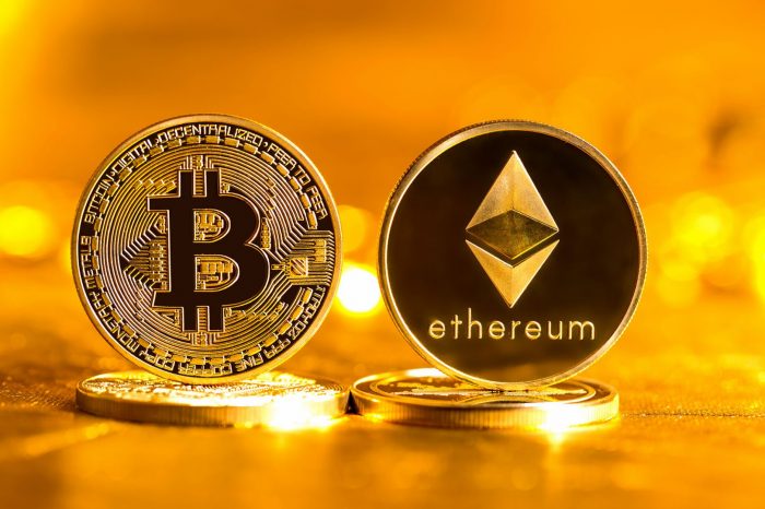 Bitcoin & Ethereum Have $15B Worth of Options That Expire Today