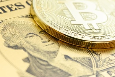 Coinbase Bond Bounces Back On Bitcoin Rally, While SEC Delays Key ETF Feature