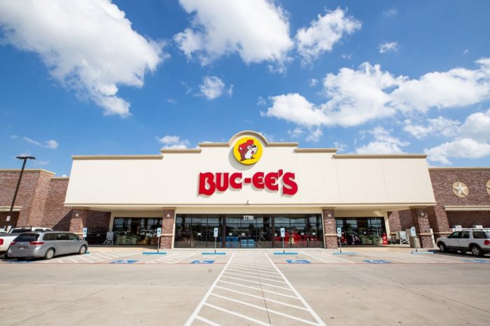 Colorado’s first Buc-ee’s opens its doors with Texas brisket, beaver nuggets and super-clean restrooms