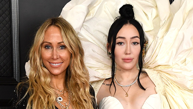 Noah Cyrus’ Graphic Reaction to Mom Tish Cyrus & Dominic Purcell Speculation